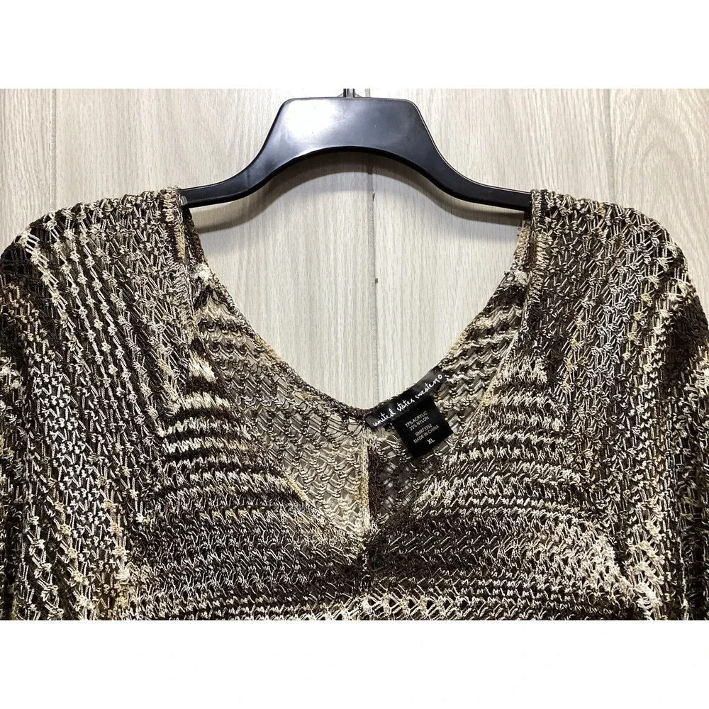 UNITED STATES SWEATERS Women's (Size XL) Pullover V-Neck Sweater Short‎ Sleeve